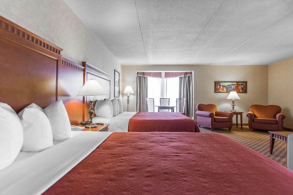 Quality Inn & Suites Bay Front Sault-Sainte-Marie Extérieur photo