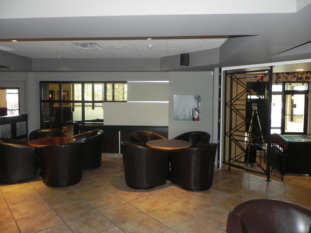 Quality Inn & Suites Bay Front Sault-Sainte-Marie Extérieur photo