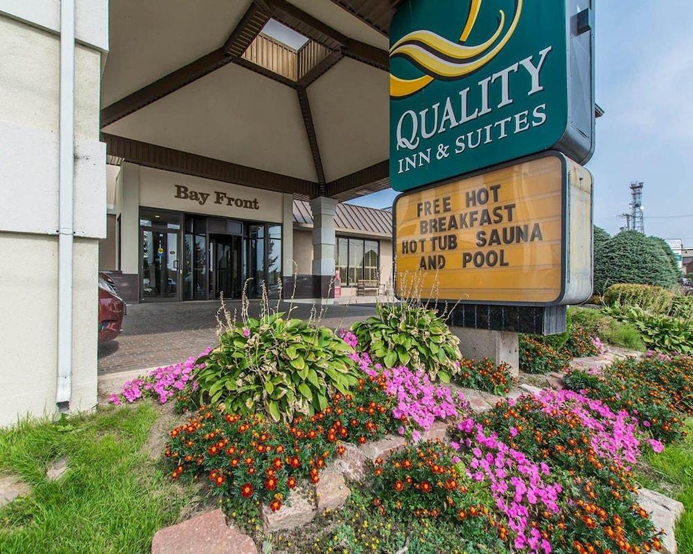 Quality Inn & Suites Bay Front Sault-Sainte-Marie Extérieur photo
