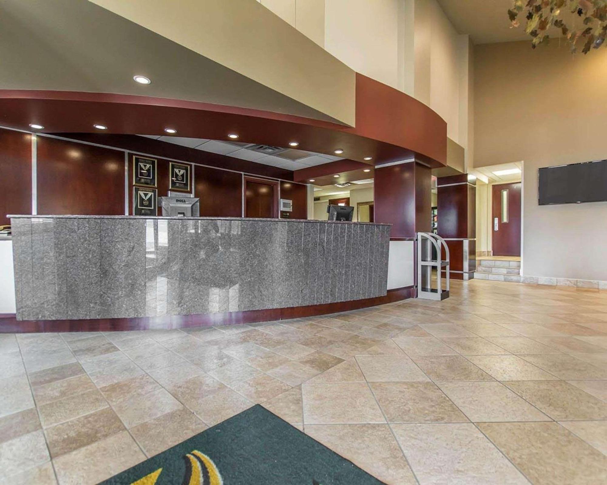 Quality Inn & Suites Bay Front Sault-Sainte-Marie Extérieur photo