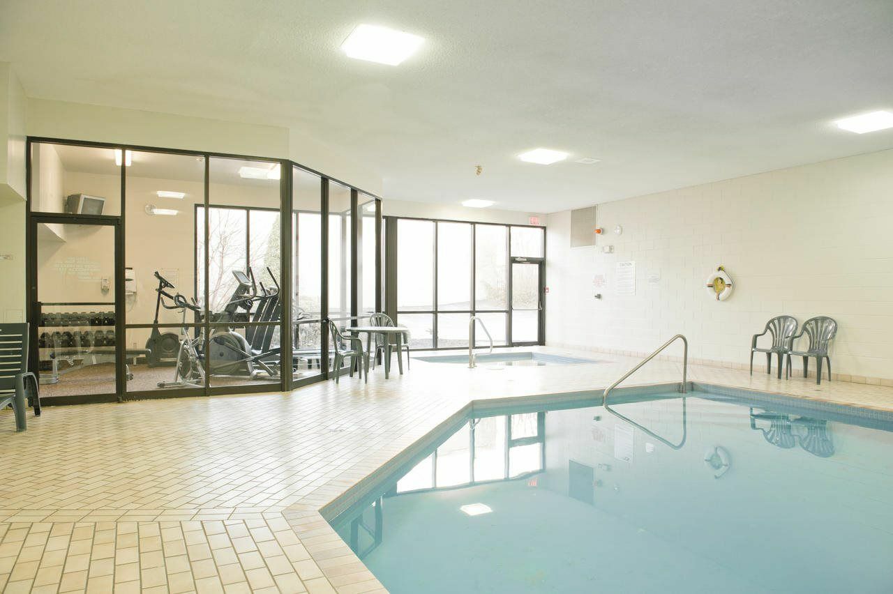 Quality Inn & Suites Bay Front Sault-Sainte-Marie Extérieur photo